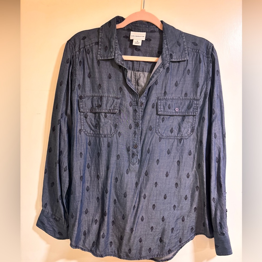 Liz Claiborne Blue Button-Up Shirt